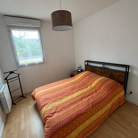 Apartament Saint Sauveur La Rivière-Saint-Sauveur